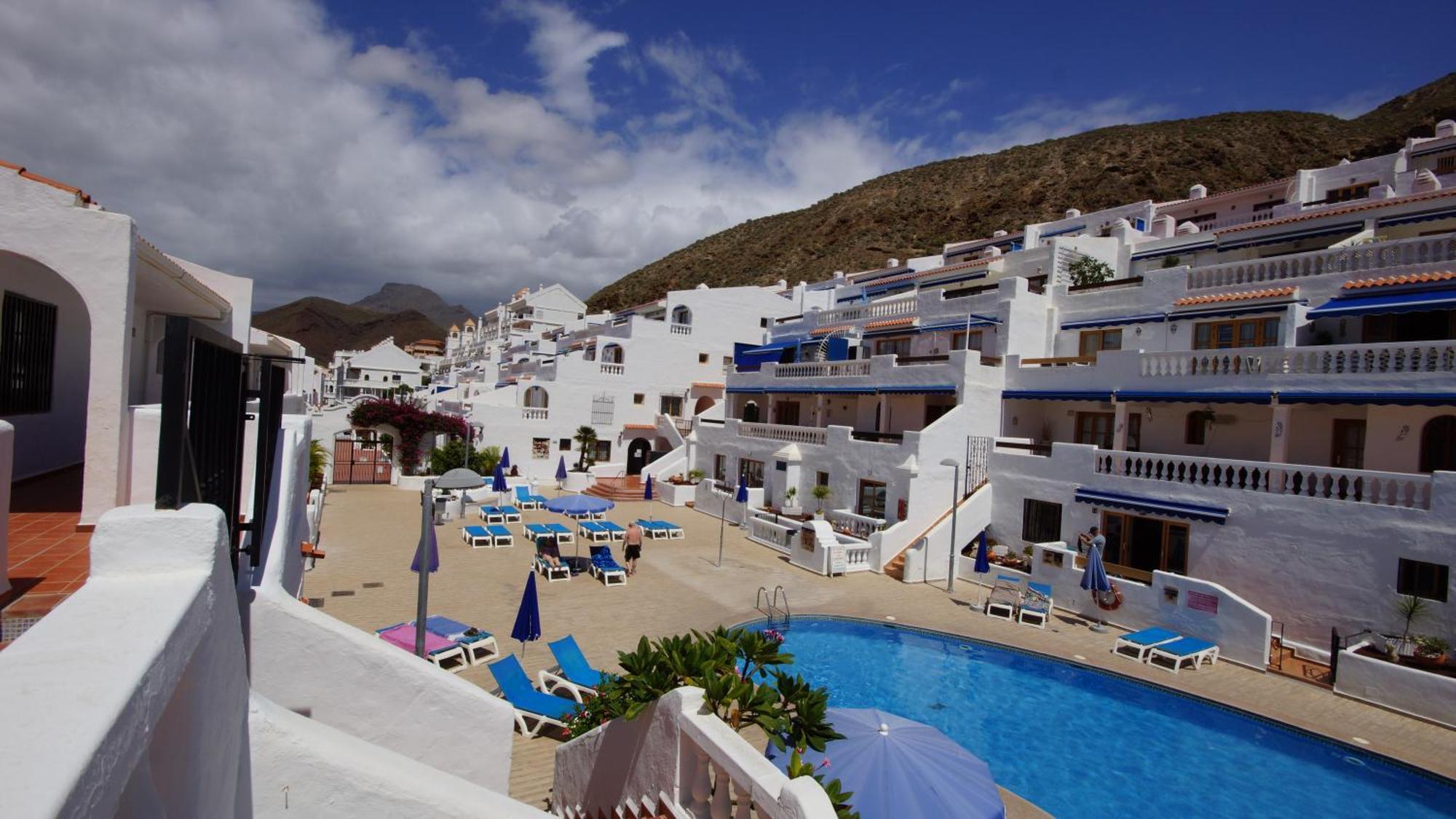 Apartamento Familiar Con Piscina Con Wi Fi En Los Cristianos ลอส กริสเตียนอส ภายนอก รูปภาพ